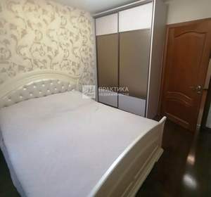 2-к квартира, вторичка, 56м2, 1/5 этаж