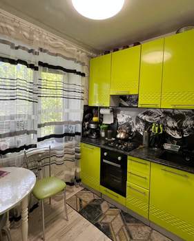 4-к квартира, вторичка, 62м2, 2/5 этаж
