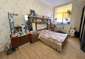 4-к квартира, вторичка, 95м2, 2/4 этаж