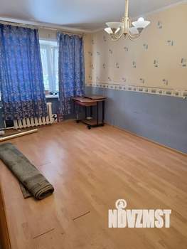 2-к квартира, вторичка, 42м2, 1/4 этаж