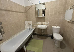 2-к квартира, вторичка, 72м2, 10/17 этаж
