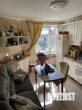 2-к квартира, вторичка, 73м2, 6/6 этаж