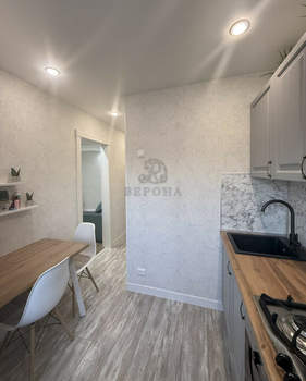 2-к квартира, вторичка, 41м2, 5/5 этаж
