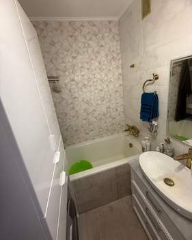 Студия квартира, вторичка, 65м2, 15/15 этаж