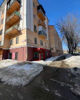 2-к квартира, вторичка, 44м2, 1/4 этаж