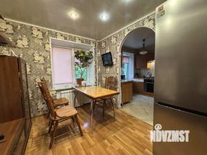 4-к квартира, вторичка, 63м2, 1/5 этаж