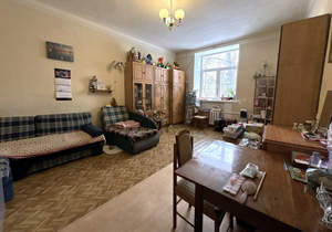 4-к квартира, вторичка, 95м2, 2/4 этаж