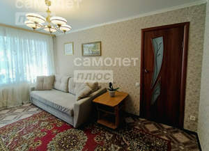 2-к квартира, вторичка, 42м2, 1/5 этаж