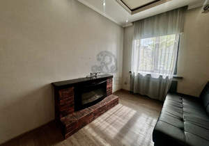 2-к квартира, вторичка, 54м2, 1/2 этаж