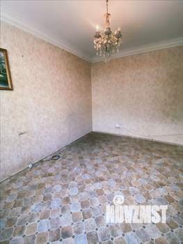 3-к квартира, вторичка, 80м2, 2/4 этаж