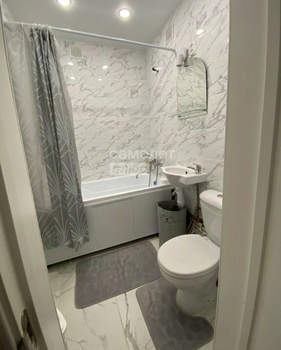 2-к квартира, вторичка, 32м2, 1/4 этаж