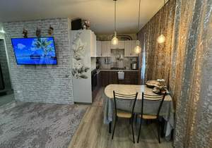 2-к квартира, вторичка, 41м2, 1/4 этаж