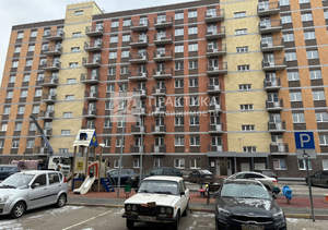 2-к квартира, вторичка, 72м2, 10/17 этаж