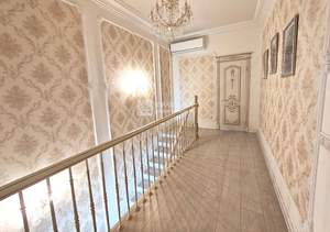 3-к квартира, вторичка, 100м2, 2/3 этаж