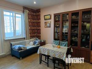 2-к квартира, вторичка, 52м2, 1/3 этаж