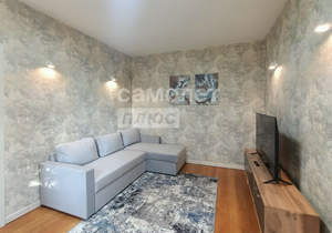 2-к квартира, вторичка, 42м2, 1/4 этаж