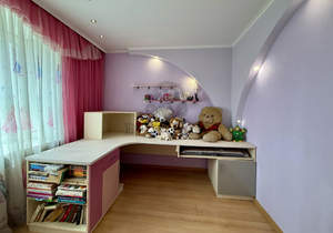 4-к квартира, вторичка, 76м2, 2/9 этаж