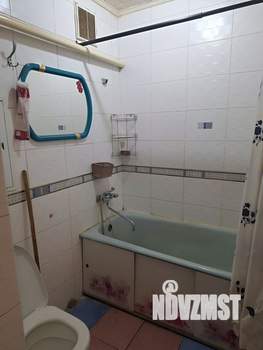 2-к квартира, вторичка, 42м2, 1/4 этаж