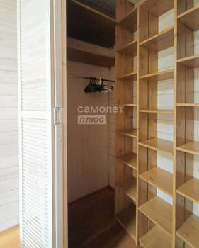 2-к квартира, вторичка, 42м2, 1/4 этаж