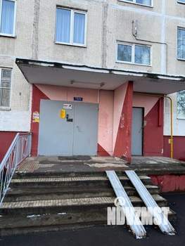 2-к квартира, вторичка, 46м2, 1/9 этаж