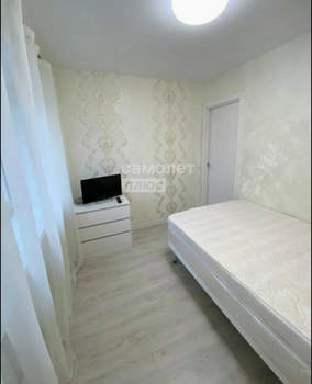 2-к квартира, вторичка, 32м2, 1/4 этаж