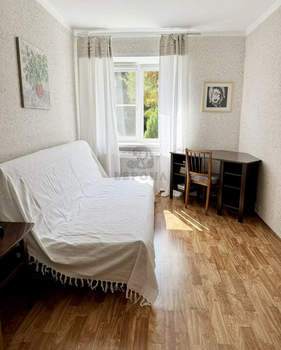 3-к квартира, вторичка, 58м2, 1/5 этаж