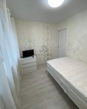 2-к квартира, вторичка, 32м2, 1/4 этаж