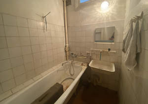 3-к квартира, вторичка, 64м2, 2/4 этаж