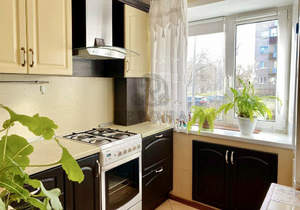 3-к квартира, вторичка, 58м2, 1/5 этаж