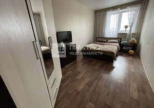 2-к квартира, вторичка, 72м2, 10/17 этаж