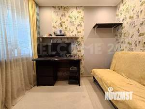 2-к квартира, вторичка, 43м2, 1/4 этаж