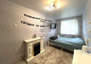 2-к квартира, вторичка, 44м2, 1/4 этаж