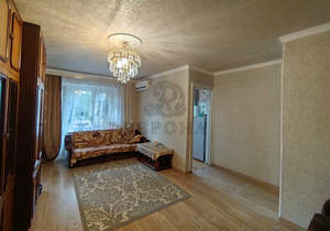 2-к квартира, вторичка, 46м2, 3/5 этаж