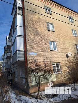 2-к квартира, вторичка, 42м2, 1/4 этаж