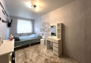 2-к квартира, вторичка, 44м2, 1/4 этаж