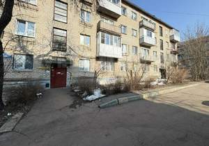 2-к квартира, вторичка, 41м2, 1/4 этаж