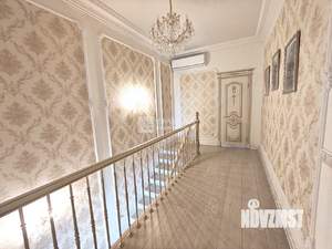 3-к квартира, вторичка, 100м2, 2/3 этаж