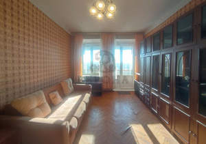 3-к квартира, вторичка, 73м2, 4/4 этаж