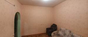 2-к квартира, вторичка, 40м2, 1/1 этаж