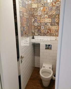 2-к квартира, вторичка, 67м2, 3/3 этаж