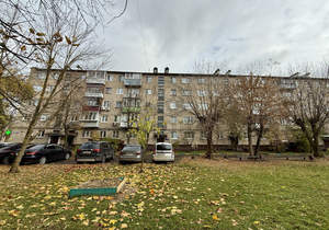 2-к квартира, вторичка, 42м2, 3/5 этаж