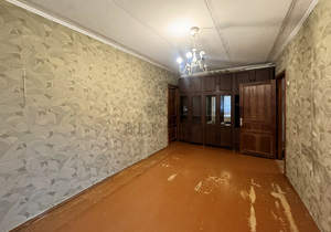 2-к квартира, вторичка, 43м2, 1/5 этаж