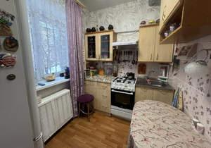 2-к квартира, вторичка, 46м2, 1/3 этаж