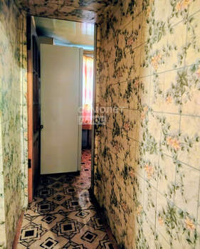 2-к квартира, вторичка, 42м2, 1/5 этаж