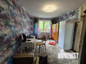 2-к квартира, вторичка, 42м2, 1/5 этаж