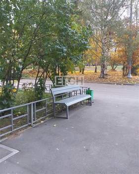 2-к квартира, вторичка, 50м2, 8/9 этаж