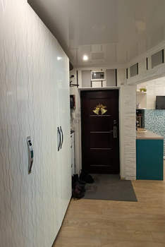 2-к квартира, вторичка, 53м2, 9/10 этаж