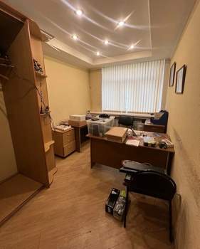 2-к квартира, вторичка, 44м2, 1/4 этаж