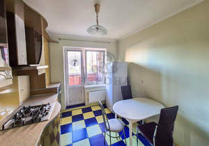 3-к квартира, вторичка, 77м2, 2/10 этаж