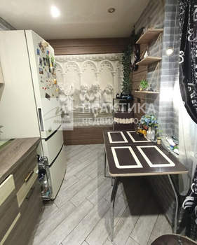 2-к квартира, вторичка, 51м2, 1/5 этаж